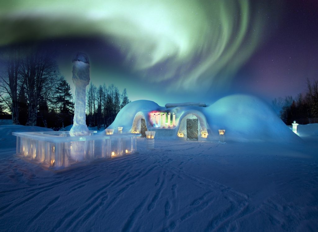 Northern Lights, igloo, luxury

Snowland Rovaniemi

Photo from Visit Finland