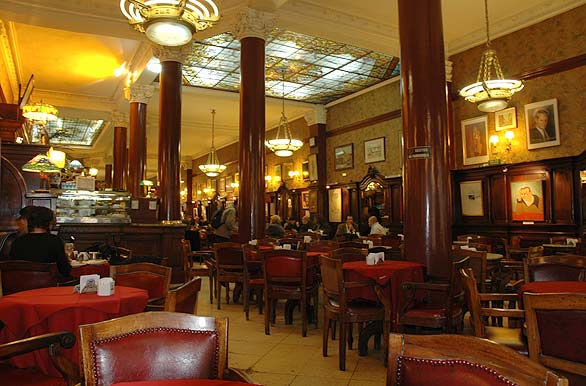 Café Tortoni - Copyright WelcomeArgentina.com