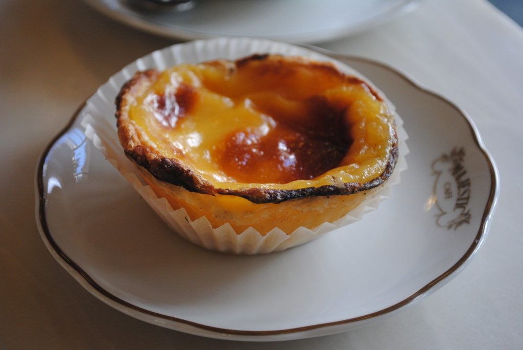  Pasteis de Nata - Portuguese Custard Tart -CarolinaP